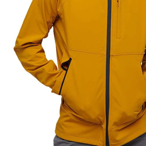 Veste Softshell d'Hiver à Capuche Personnalisée OEM pour Hommes Respirante Imperméable Écologique Logo Avant de Style Vintage Fabriqué au Pakistan - Product Image 6