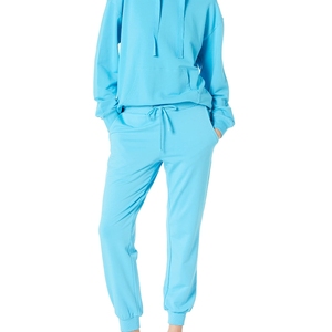 Confortable et élégant femmes sweats à capuche en coton à manches longues haut court pull zippé dans des conceptions personnalisées approvisionnement OEM - Product Image 4