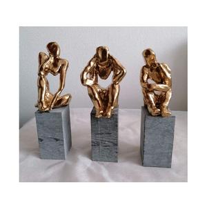 Escultura de aluminio fundido inspirada en una forma atemporal, equilibrio creativo, fuerza duradera y visión artística contemporánea refinada. - Product Image 3