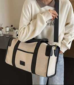 กระเป๋าดัฟเฟิลดีไซน์สำหรับผู้ใหญ่ทำจากปากีสถาน - Product Image 4