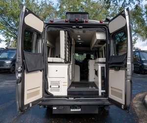 Autocaravana MINT Clase B RAMz 2026 Entegra ETHOS 20E | Camper | Autocaravana | Remolques de Viaje | RV - Product Image 2