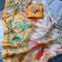 Terbaru trendi eksklusif Georgette Satin dicetak desainer Sari elegan India dengan blus paling laris pakaian etnik untuk wanita