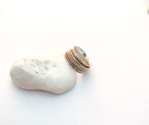 Anillo de Diamantes Clásico Hecho a Mano con Engaste de Plata de Ley 925, Chapado en Plata de 7 GM para Mujer, para Fiestas y Bodas - Product Image 4