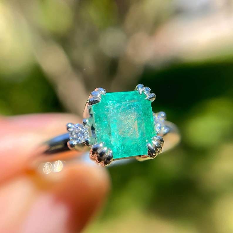 ตามภาพที่แสดง