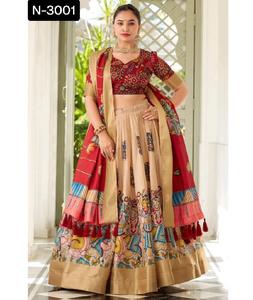 Vêtements traditionnels indiens fantaisie mariage et festival Lehenga Choli avec impression numérique et bordure de travail de tissage Lehenga Choli - Product Image 1