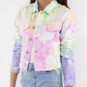Chaqueta de invierno de mezclilla vintage personalizada por el fabricante, chaqueta de trabajo tipo camionero de lona con efecto tie-dye para mujer - Product Image 3