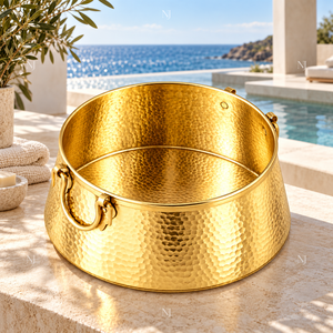 Cuenco de pedicura redondo de cobre martillado dorado con asas para spa de pies - Product Image 6