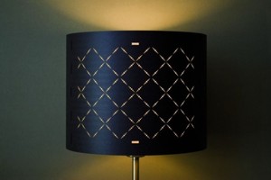Lámpara de mesa decorativa de metal con diseño personalizado, luz de escritorio, cobertizo de tela, decorativa y con diseño creativo - Product Image 2