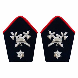 แผ่นแปะ3D คุณภาพสูงแผ่นผ้าสีดำลายใบโอ๊คชุบโครเมียมแผ่นทองเหลืองติดปกเสื้อ - Product Image 2