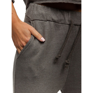 Nuevo 2025 invierno primavera mujeres Jogging trajes casual de talla grande Crop Hoodie y pantalón conjuntos mujeres chándal al por mayor con OEM - Product Image 4