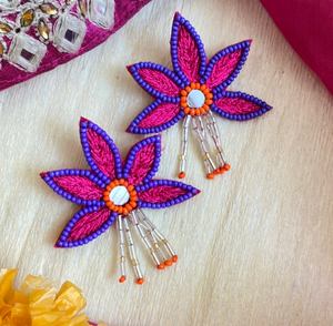 ต่างหูประดับลูกปัดหลากหลายแบบ งานฝีมือสั่งทำพิเศษ สำหรับผู้หญิง เหมาะสำหรับงานเทศกาลและงานปาร์ตี้ ราคาดีที่สุด ต่างหูประดับลูกปัด ผลิตในอินเดีย - Product Image 3