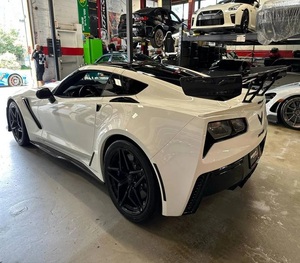 Vente aux enchères abordable 2019 Chevrolets Corvettes ZR1 2dr Coupe w/1ZR 6.2L 8cyl voitures d'occasion à vendre - Product Image 5
