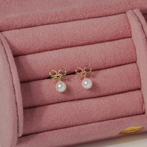 Artpierce của phụ nữ hợp thời trang 14k rắn vàng khung Ribbon ngọc trai Stud Bông tai vàng & Rose Gold cho hàng ngày & bên mặc - Product Image 2