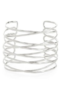 2026 December Latest China Christmas Long Jewelry Sale on Women Hammered Antique Gold Brass <b>Bangle</b> Jewelry Wholesale - Product Image 5