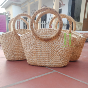 กระเป๋าทรงสี่เหลี่ยมสไตล์วินเทจเป็นมิตรต่อสิ่งแวดล้อมทำด้วยมือกระเป๋าถือโบโฮผักตบชวากระเป๋าชายหาดฤดูร้อนจาก hnh CRAFT Vietnam - Product Image 4