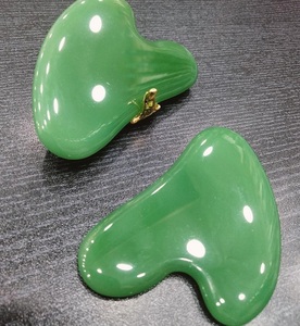 หินอาเกตหินธรรมชาติกัวชาคริสตัลสีเขียวอเวนจูรีนสำหรับเป็นของขวัญและนวดตัว - Product Image 5