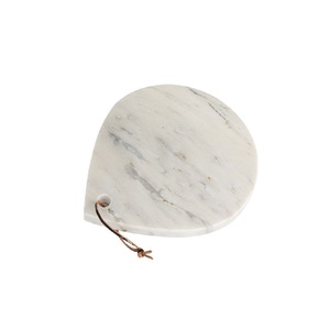 Nouveaux cadeaux Plateau de charcuterie ovale en marbre noir et bois d'acacia Planche à découper blanche pour mariage - Product Image 5