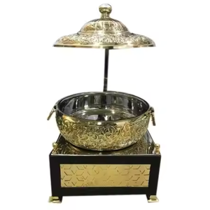 Plato de frotamiento de color dorado con un calentador de alimentos Hotel Buffet Plato de frotamiento Buffet elegante Frotamiento - Product Image 1