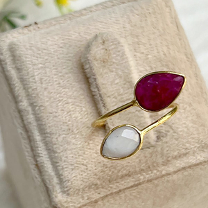 แหวนพลอยทับทิมสองชั้นรูปลูกแพร์และรุ้งมูนสโตนแหวนทองแบบปรับได้แหวนราคาจำนวนมาก - Product Image 5
