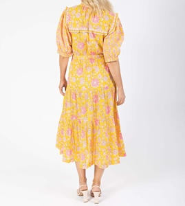 Exclusivo y Encantador Vestido Amarillo con Mangas Abullonadas, Puños Elásticos y Cintura Ajustada con Lazo - Product Image 2