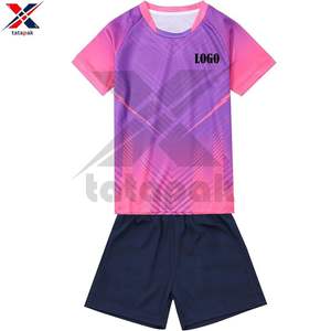 Camisetas de fútbol de alto rendimiento 100% poliéster ligero y transpirable Impresión de logotipo personalizado precio al por mayor directo de fábrica - Product Image 1