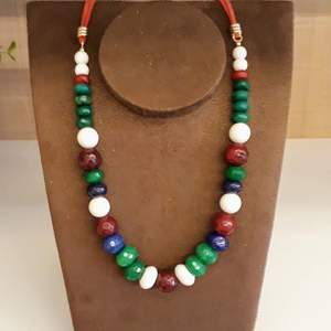 Collier Bijoux de Mode Look Tendance Collier en Résine Fait Main avec un Look Attrayant par bh crafts - Product Image 5