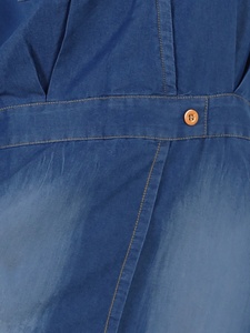 แจ็คเก็ตยีนส์ฤดูหนาวขายส่งสำหรับผู้หญิง สไตล์วินเทจลำลอง ทรงหลวม สีและโลโก้ปรับแต่งได้ แห้งเร็ว - Product Image 2