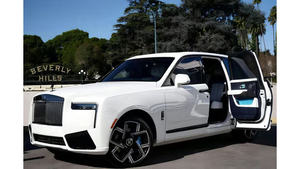 Cullinan Black Badge 2025 Usado, Todoterreno, Tracción en las Cuatro Ruedas, Volante a la Izquierda/Derecha, Certificado, Seminuevo - Product Image 3