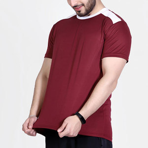 T-shirt de sport respirant en polyester à coupe ajustée avec empiècements, idéal pour l'été, la gym et la course à pied – Qualité supérieure - Product Image 6
