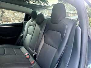 รถยนต์มือสองปี 2024 รุ่น Model 3 Long Range AWD เกียร์อัตโนมัติ ล้อแม็กซ์สีเข้ม เบาะหนัง ระบบนำทาง สตาร์ทเครื่องด้วยรีโมท พร้อมระบบไฟฟ้าครบครัน - Product Image 4