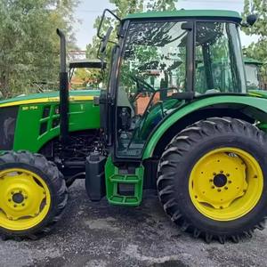 Tracteur agricole d'occasion John 6130M 4x4, 80-140 CV, 4 roues motrices avec boîte de vitesses à pompe pour moteur, idéal pour l'agriculture - Product Image 1