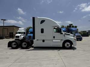 รถบรรทุก Cascadia 126 Sleeper ปี 2021 สภาพดี มือสอง - หลังคาสูง 455H เกียร์อัตโนมัติ 12 สปีด Dt12 พร้อมส่ง - Product Image 4