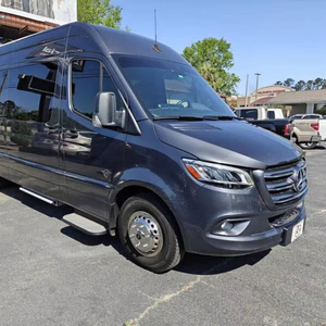 Mercedes-Benz Sprinter 3500XD 4x4 Diesel Turbo Van Automatique d'occasion 2024 Sièges en cuir Caméra arrière 360° Toit ouvrant - Product Image 2