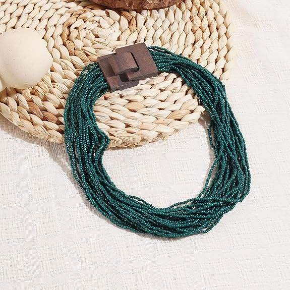 สีเขียวเข้ม