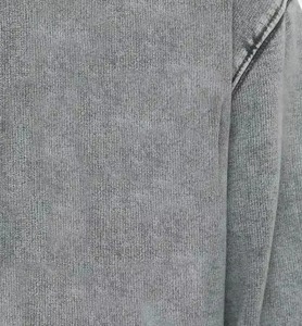เสื้อฮู้ดดี้ผู้ชายแบบหนา 480gsm ซักแบบ Sand Wash สำหรับขายส่ง B2B  ไม่มีลาย  สามารถสกรีนโลโก้ 3 มิติได้  ทรงโอเวอร์ไซส์ ไหล่ตก  ทรงหลวม - Product Image 6