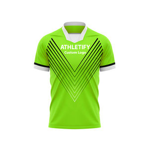 Maillot de football et maillot de football Vêtements de sport personnalisés de haute qualité pour les matchs de football et les séances d'entraînement de football - Product Image 1