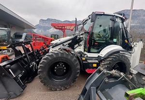 Direct Supply of Used Hidromek HMK 102B Backhoe Loader for Sale - Product Image 4