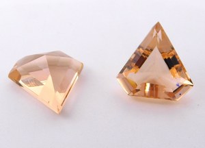 มอร์แกไนต์สีน้ำตาลธรรมชาติ 100% คุณภาพเกรดพรีเมียม รูปทรงแฟนซี เจียระไนเหลี่ยมเพชรพลอย ของแท้ พร้อมใบรับรองจากผู้ตรวจสอบอิสระ ขายส่ง - Product Image 4