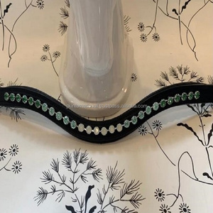 Correa de cuero suave acolchada con forma de onda duradera, banda para cejas de caballo en todos los tamaños y diseños personalizados con cristales redondos verdes - Product Image 4