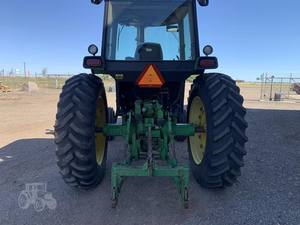 Tractor Agrícola Johnn 4450 de 1988, Diésel, 4x4, 90 CV de Potencia Nominal, con Variantes de 100 CV y 20 CV para Césped y Mini Granjas - Product Image 6