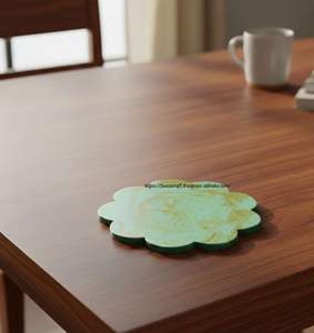 Tablero Charlie de Resina Hecho a Mano por faizacraft - Product Image 2