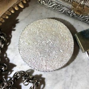 Sous-verres en verre faits à la main avec paillettes et perles de rocaille, idée blanche, tapis et tampons perlés au toucher personnel parfait - Product Image 6