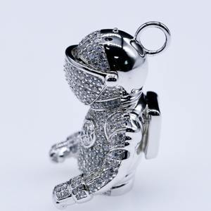 Mejor Oferta, Colgante de Astronauta con Incrustaciones de Moissanita VVS, Chapado en Oro sobre Plata 925, Joyería Personalizada de Fabricante - Product Image 2
