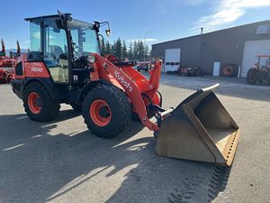 ขายรถตักล้อยาง Kubota R640 ปี 2023 - Product Image 3