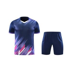 Venta al por mayor Stock para adultos verano estampado técnica fútbol uniforme chándal conjunto hombres niños fútbol Jersey personalizado fútbol uniforme - Product Image 2