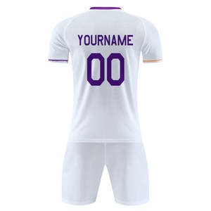 Uniforme de fútbol unisex de moda Diseño personalizado 100% Kit de fútbol de poliéster para uso al aire libre - Product Image 3