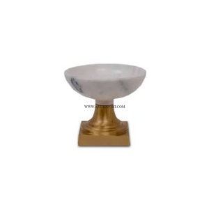 Base en aluminium moulé plaqué or Forme ronde Bol à dessert en marbre blanc Bol à nourriture et à salade de restaurant au meilleur prix en Inde - Product Image 1