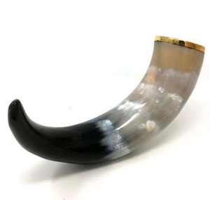 Auténtica Jarra de Cerveza Vikinga de Cuerno, Contemporánea y Reutilizable con Tapa de Bambú para Bebidas Calientes/Frías y Fiestas - Product Image 6