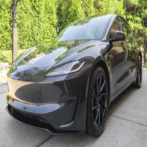 Alto rendimiento 2024 Dual Motor EV Sedan Carga rápida - Product Image 5