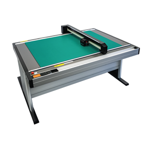 เครื่องตัดและขึ้นรูปแบบแบน Graphtec FCX2000 - Product Image 2
